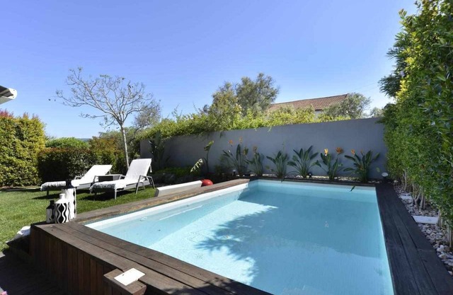 Estoril Garden Villa - 4 Bedroom CheckinHome