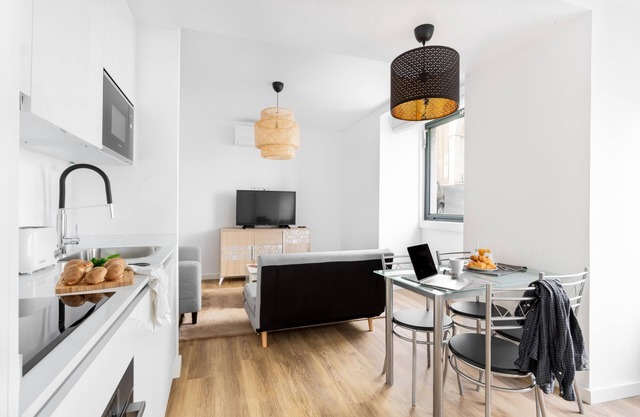 Estrela Delight by Homing