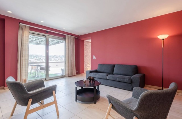 Etna View Superior Flat with Terrace and Jacuzzi