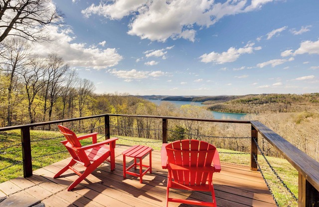 Eureka Springs Vacation Rental Near Beaver Lake!