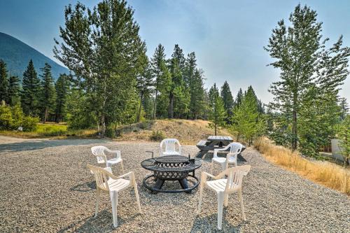 Eureka Tiny Home with Hot Tub and Community Beach!