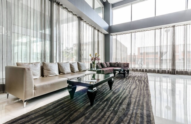 Eurostars Executive Hotel