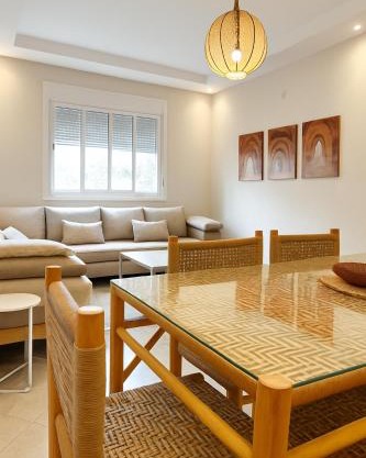 Evasion au pied de l'Atlas - havre de paix avec jardin