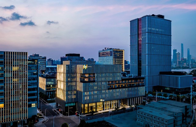EVEN Hotel Shanghai Expo by IHG