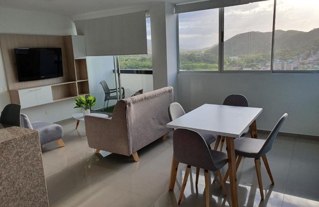 Excelente Apartamento Completo, en la mejor zona