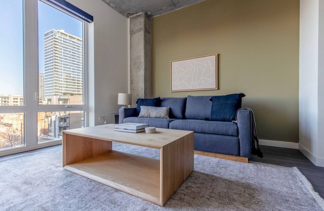 Excellent River North 1BR w/ Sky Terrace & Yoga Studio, by Blueground