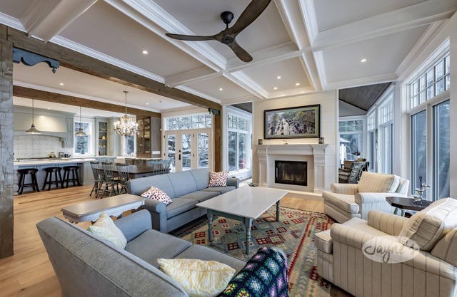 Exceptional 7 bed 5 bath cottage on Lake of Bays with captivating sunset views