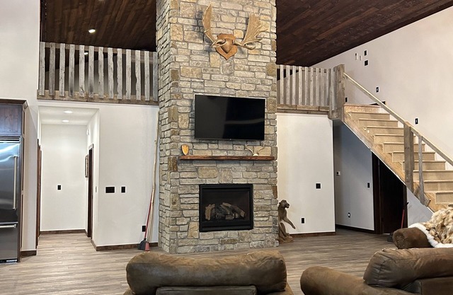 Exceptional property in the Alexandria area!
