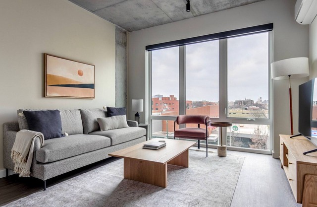 Exceptional River North 1BR w/ Pool, nr Riverwalk & L, by Blueground