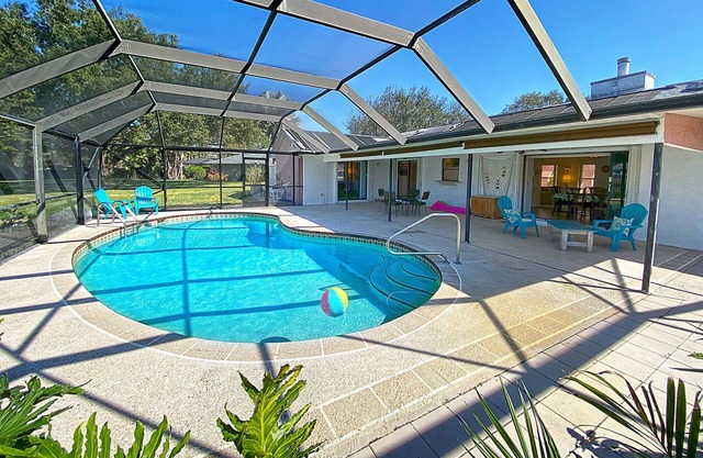 🏖️Exceptional! Spacious Oasis, Private Pool + Shade. Great separation of rooms!