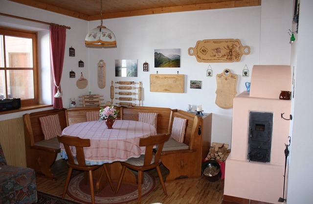 Exklusive 2 Zimmer-Nichtraucher-Ferienwohnung im Skigebiet auf 1700m, Tiefgarage