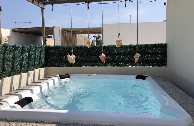 Exclusive Apartment w/ Private Roof Garden, Acapulco Diamante
