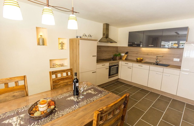 Exklusive *****Ferienwohnung kolonial bei Zwiesel - 300m zum NP - WLAN - Sauna