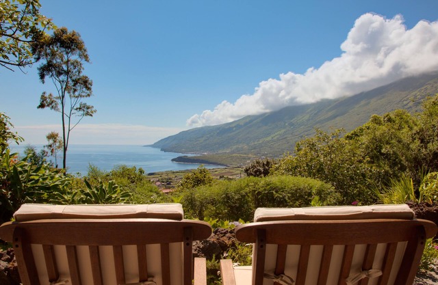 Exklusives Ferienhaus mit fantastischem Meerblick