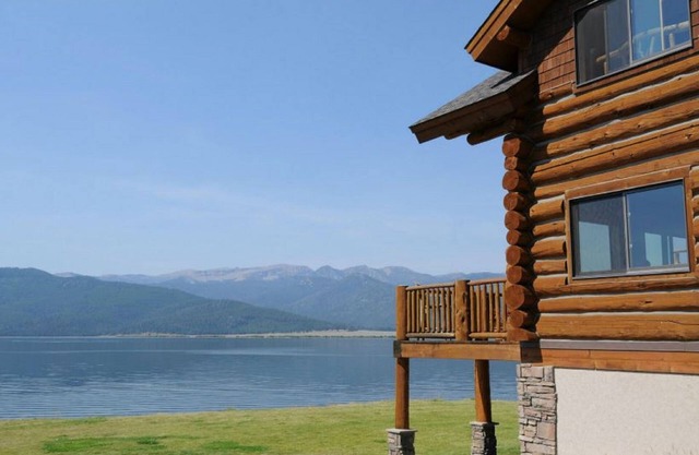 Luxus Lake Front Blockhaus (Menlo Place) Minuten vom Yellowstone Park