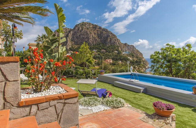 Exklusive Luxus-Villa Di Sofia mit Pool nur wenige Kilometer von Palermo