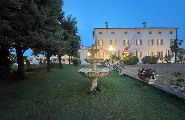 Exclusive Natural Villa - Pool - Game Room - Pet Friendly