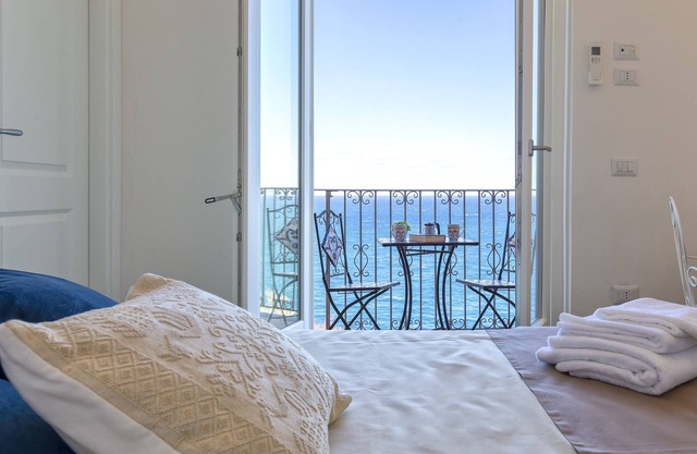 EXCLUSIVE OPENSPACE WITH BREATHTAKING TERRACE SEA VIEW & ANCIENT VILLAGE SUNSET