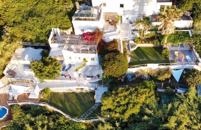 EXCLUSIVE Pool and Garden Villa Sunset Seaview