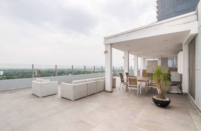 Exclusive & Private Apartment Super Located