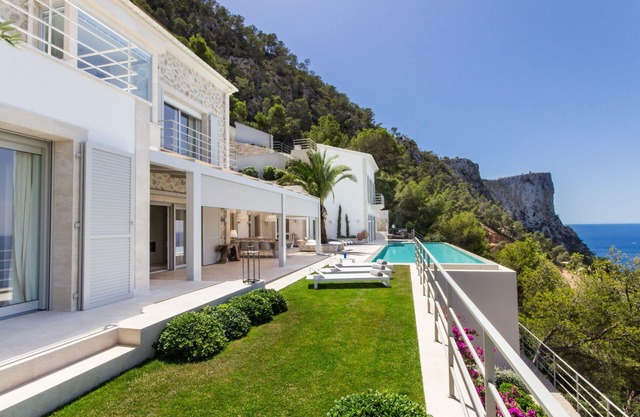 Exclusive Villa with Ocean Views - Mallorca Villa 1014