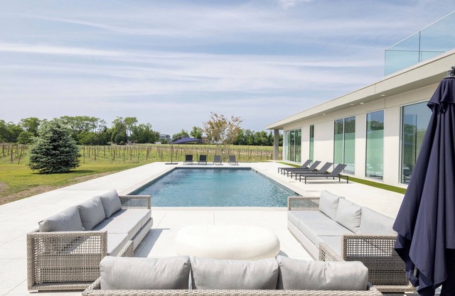 Exclusive Vineyard Retreat