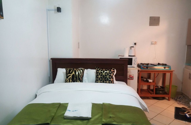 Excusite Studio APT in South B ,near JKIA and CBD with Free parking/fast Interne