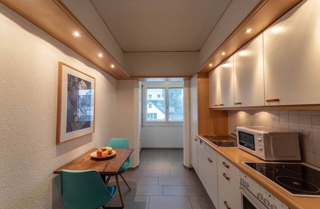 Executive 1BR flat, city center (Hammer 3)