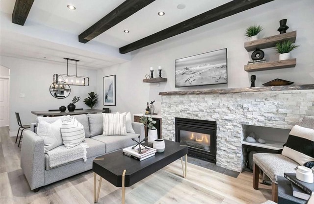 Executive 2BR Whistler Village Home: Sleeps 6,Free Parking & Near Shops & Trail!