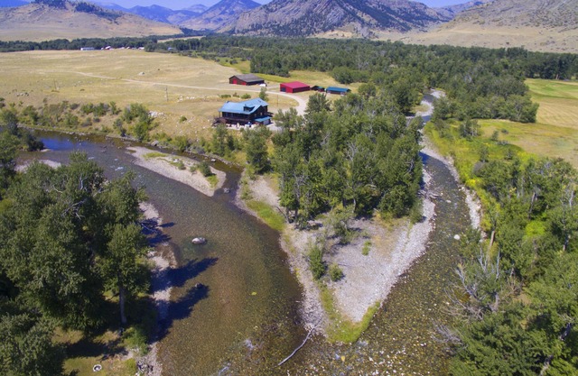 Executive Cabin -1 Meile Stillwater River-Caddis Cabin-Montana Fliegenfischen