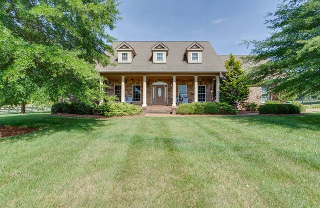 Executive guest house on 50 acres