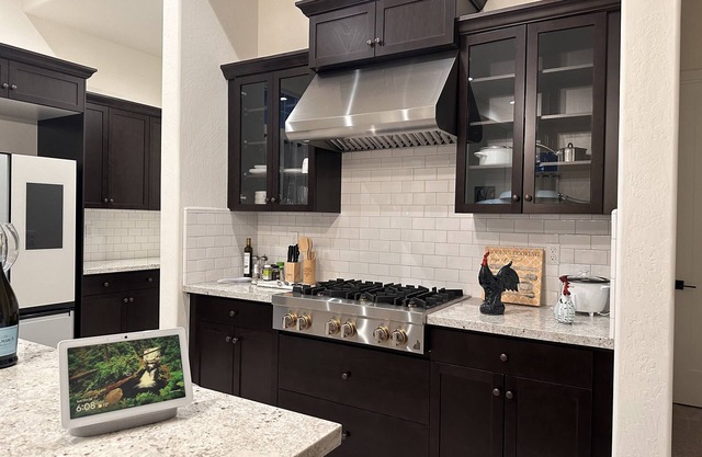 Executive Homes Near Valley Children's Hospital, Chukchansi Casino, and Yosemite