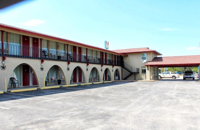 Executive Inn Goliad
