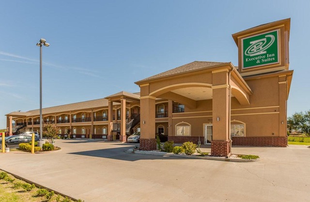 Executive Inn & Suites Cushing