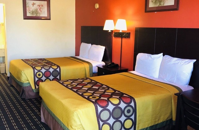 Executive Inn & Suites