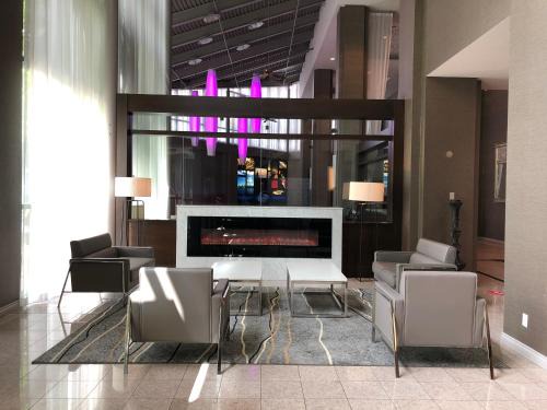 Executive Plaza Hotel & Conference Centre, Metro Vancouver