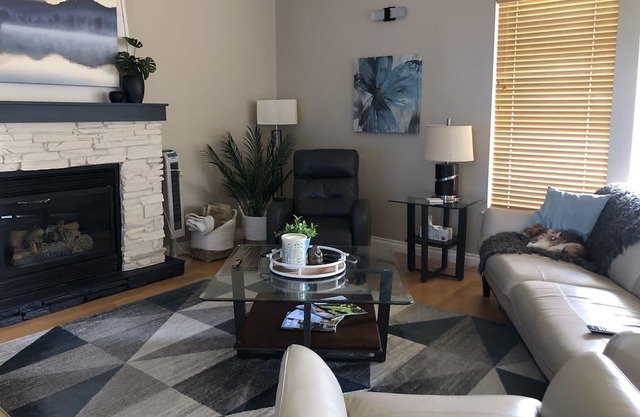 Large, private family home, two blocks from golf course