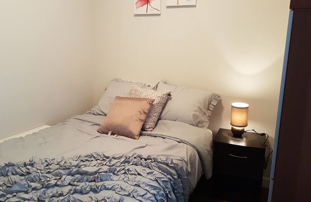 Executive Studio Lower Lonsdale