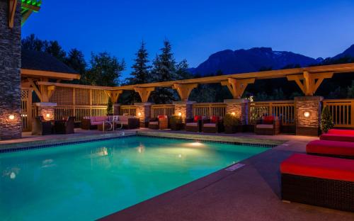 Executive Suites Hotel and Resort, Squamish