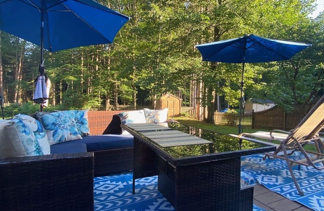 Executive Townhouse located close to Saratoga Lake.n Thank You See you in 2026