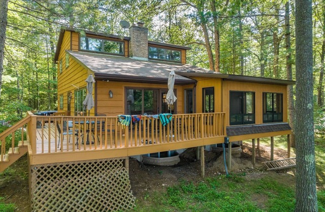 Atemberaubende Executive Year Round Home ~ Minuten von Schneemobil-Trails nach Minocqua