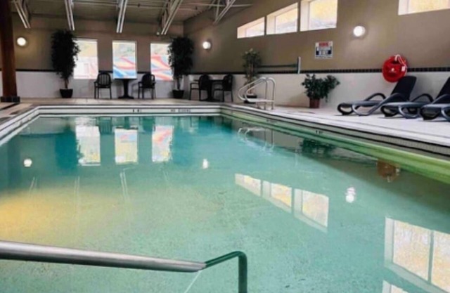 Expansive Fernie Penthouse | Heated Pool & Jacuzzi