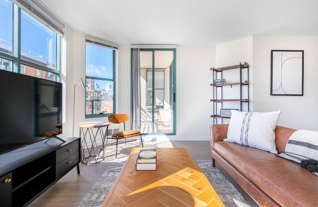 Expansive Waterfront South Beach 2BR w/ Pool, Tennis, Spa, by Blueground