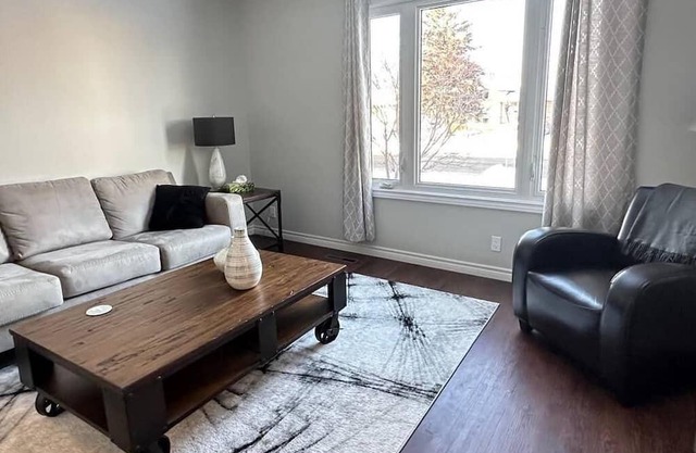 Experience Comfort and Convenience in this 3 Bedroom, 1 Bath Home!