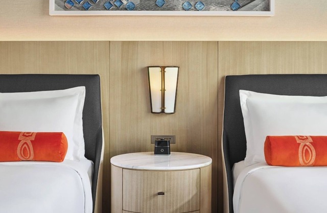 Experience Elegance at Distinct Room Near Fort Worth’s Buzz