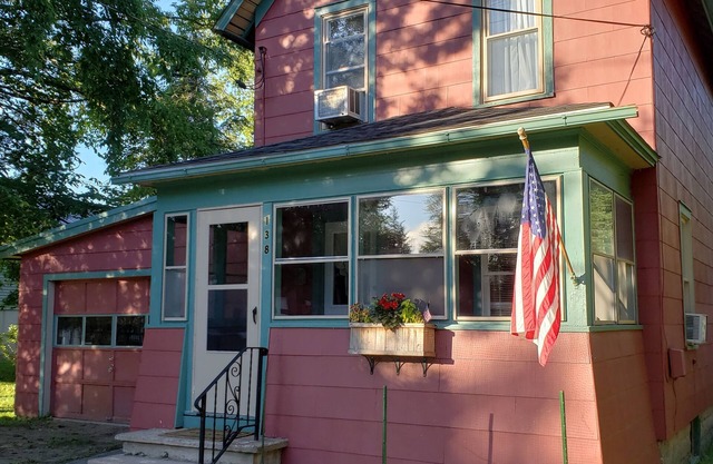 Adirondack Ferienhaus! Erleben Sie mit uns das Beste aus Old Forge zu jeder Jahreszeit!