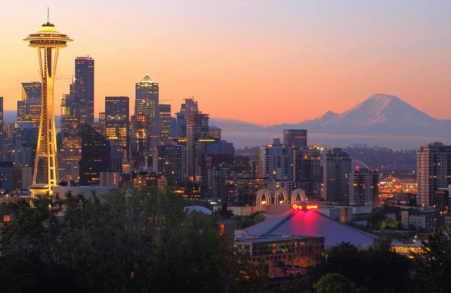Experience the PNW! 3 Relaxing Units, Indoor Pool, Near Seattle Aquarium