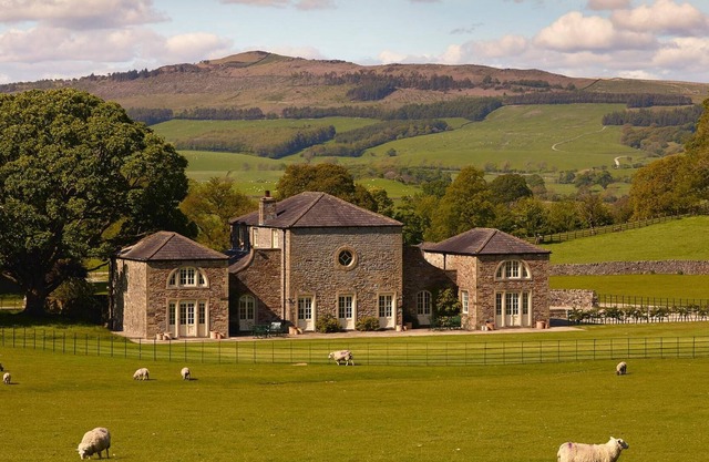 Experience unique wellbeing and nature-based activities on a 3000-acre Sanctuary