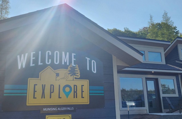 EXPLORE Munising Cottage 218 - ADA