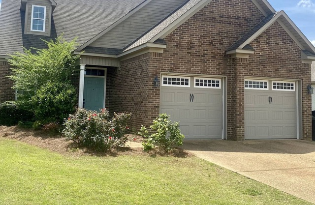 Explore Oxford ~ Close to Everything ~ Ole Miss ~ House